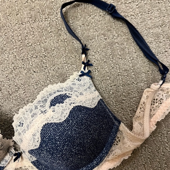 Victorias Secret Dream Angels Push Up Bra 32B - Picture 2 of 3